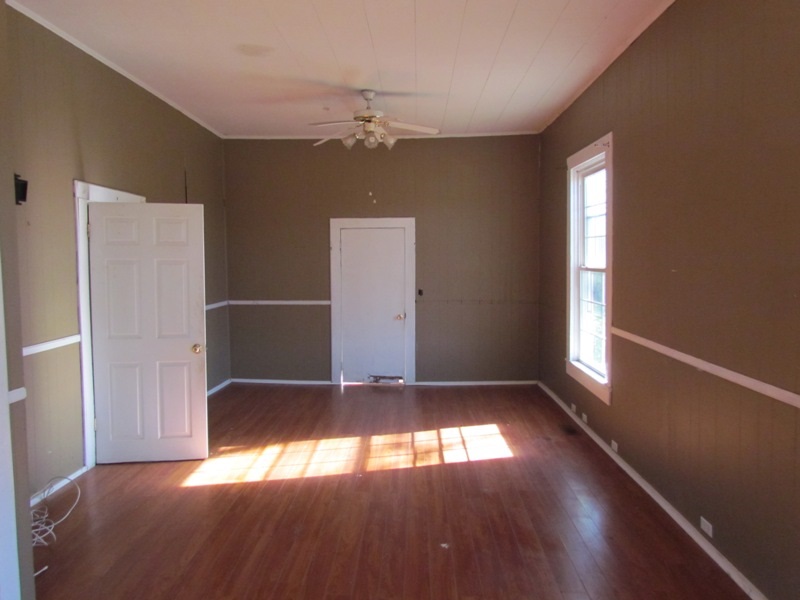 8483 Old Laurens Road Gray Court, SC 29645 - Photo 9 of 19 Gallery Image 9