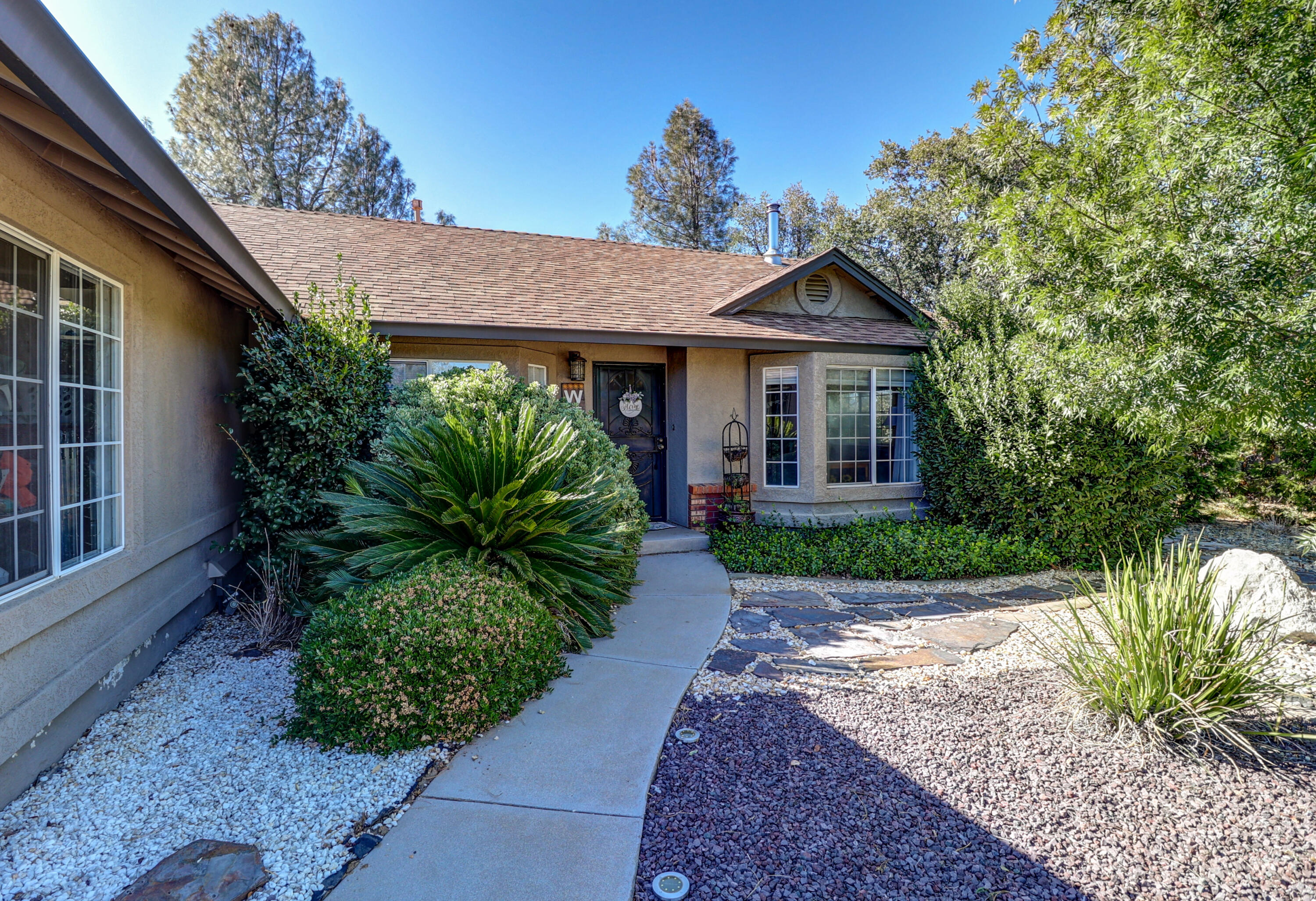 6720 Stallion Ridge Road Anderson, CA 96007 - Photo 5 of 41 IMG_1578