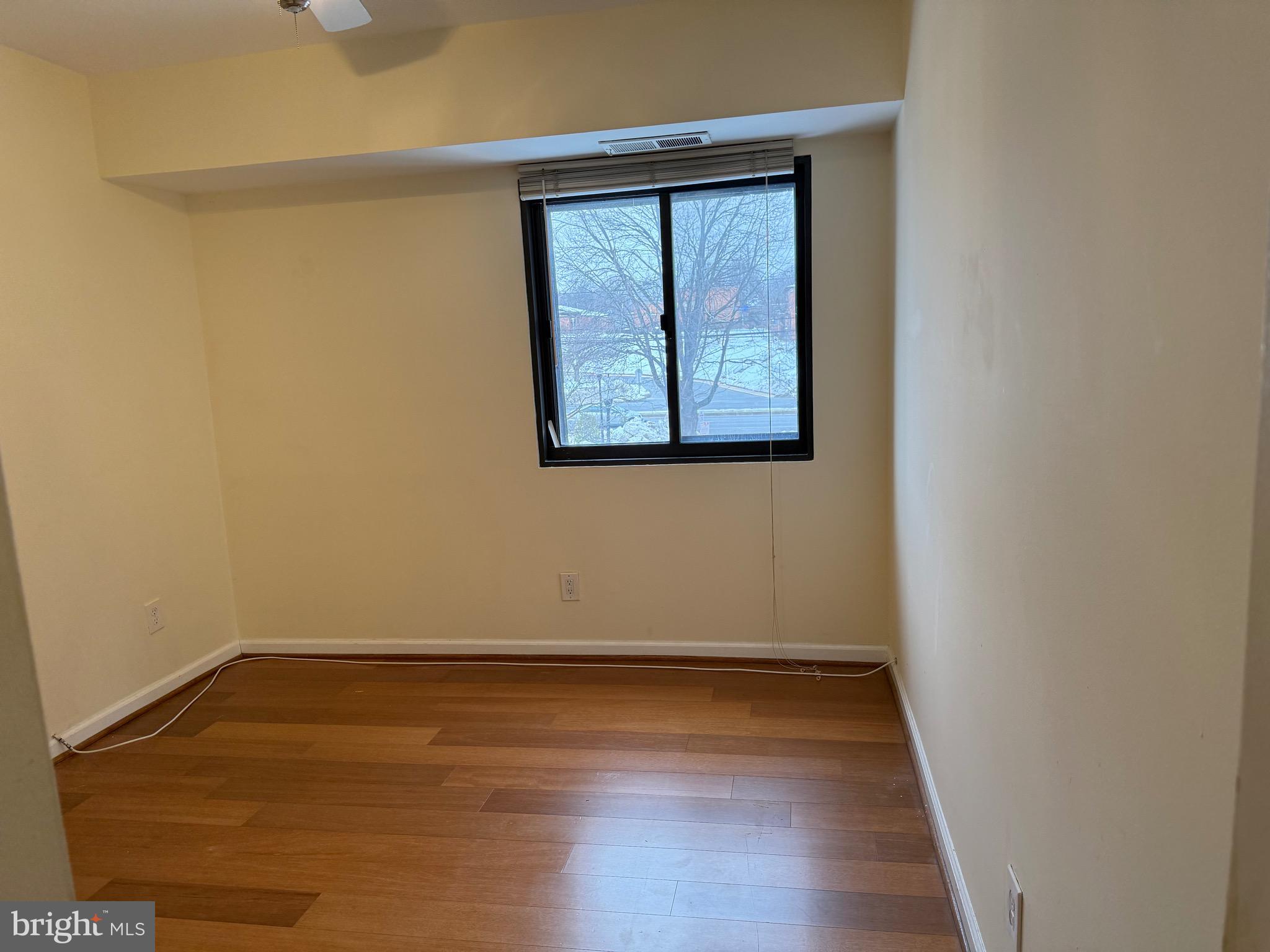 12702 Veirs Mill Road, Unit 51301 Rockville, MD 20853 - Photo 10 of 21 2nd bedroom