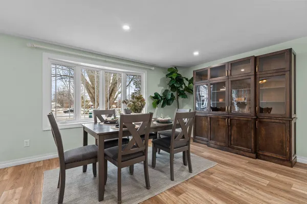 $424,900 | 3225 North Abendroth Street, Appleton, WI 54914