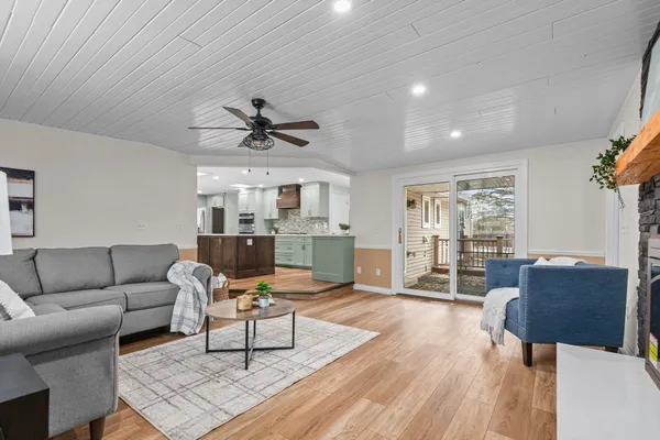 $424,900 | 3225 North Abendroth Street, Appleton, WI 54914