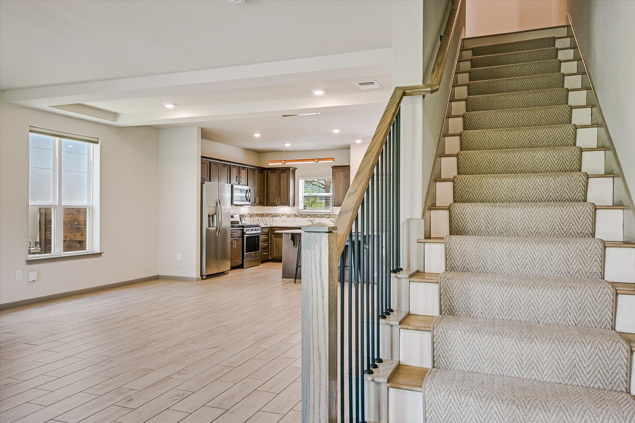 5613 Charles Merle Dr. Austin, TX 78747 - Photo 10 of 34 a view of entryway and hall