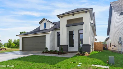 $349,900 | 109 Meadow Walk Drive, Broussard, LA 70518
