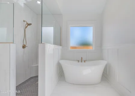 $349,900 | 109 Meadow Walk Drive, Broussard, LA 70518