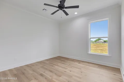 $349,900 | 109 Meadow Walk Drive, Broussard, LA 70518