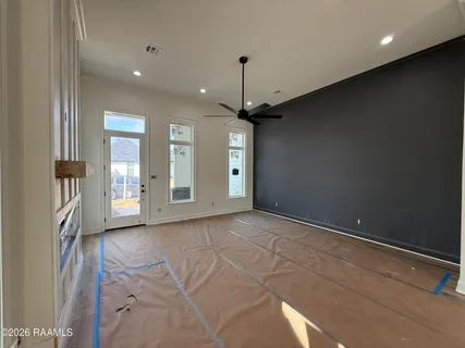 $349,900 | 109 Meadow Walk Drive, Broussard, LA 70518