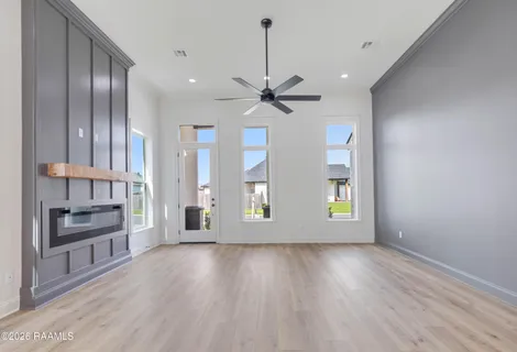 $349,900 | 109 Meadow Walk Drive, Broussard, LA 70518