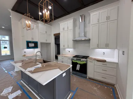 $349,900 | 109 Meadow Walk Drive, Broussard, LA 70518