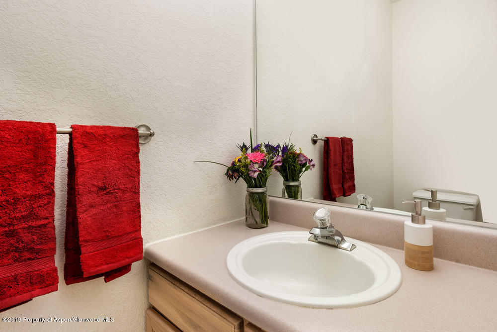 17 Pine Ridge Road Basalt, CO 81621 - Photo 16 of 28 a bathroom with a sink and a mirror
