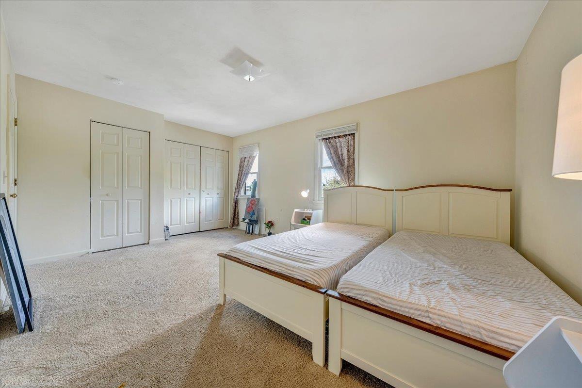 2400 Ridge Road Blacksburg, VA 24060 - Photo 13 of 18 Gallery Image 13