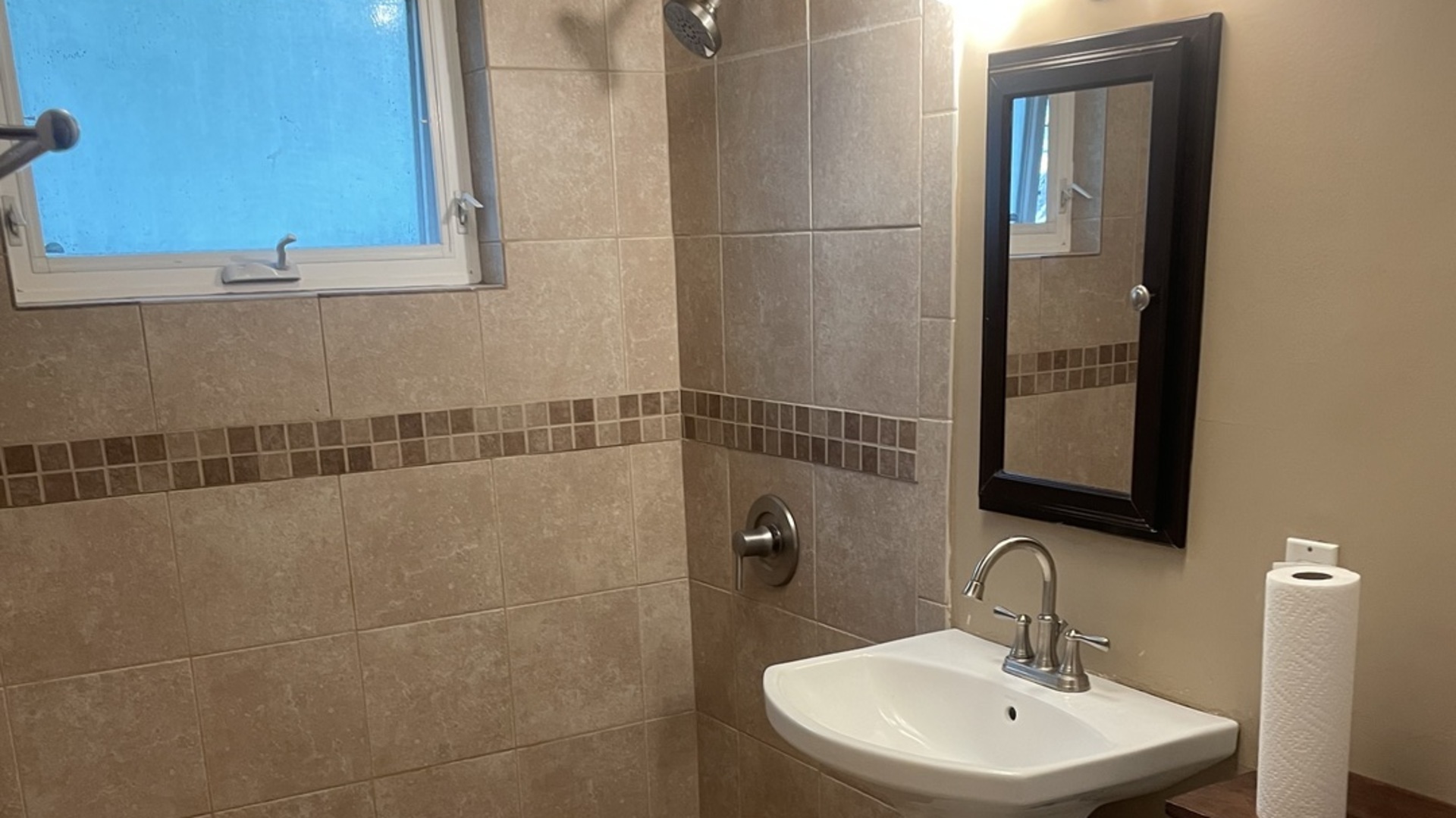 632 North Center Street, Unit 2W Naperville, IL 60563 - Photo 10 of 12