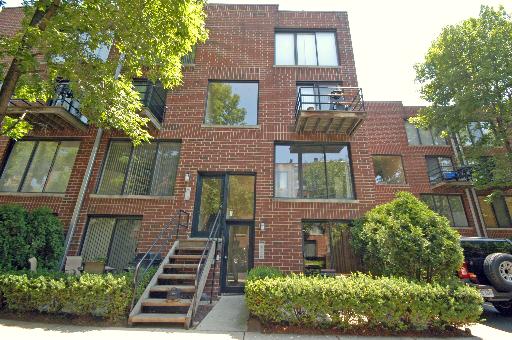 944 West Grace Street, Unit H101 Chicago, IL 60613 - Photo 1 of 1