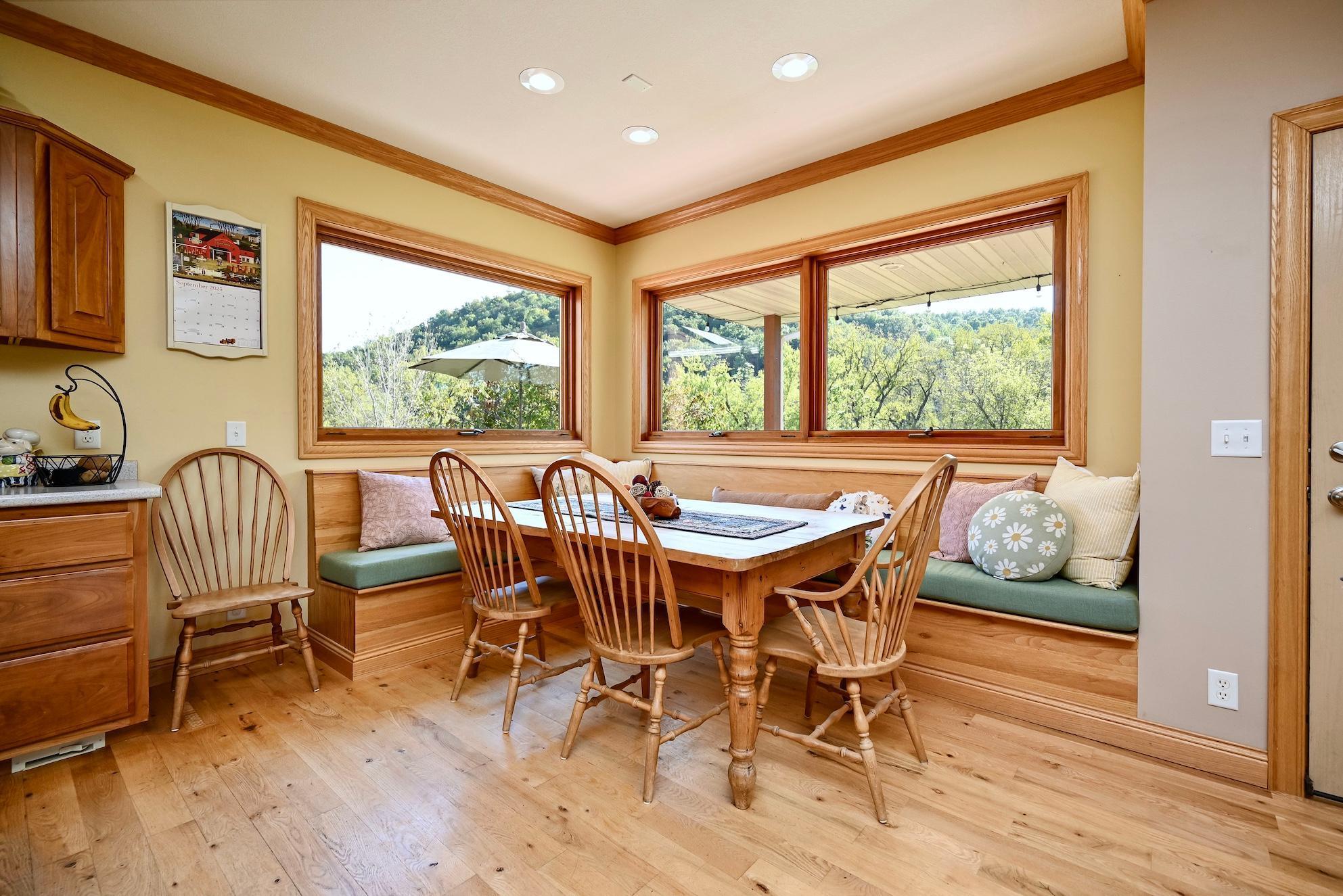 24242 Pfeiffer Hill Road Winona, MN 55987 - Photo 12 of 70