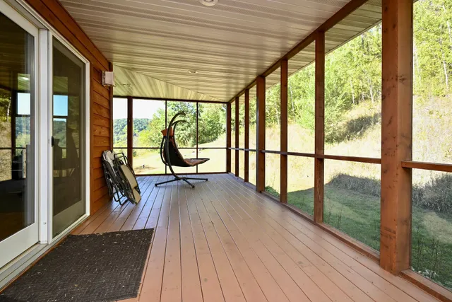 $1,018,000 | 24242 Pfeiffer Hill Road, Winona, MN 55987