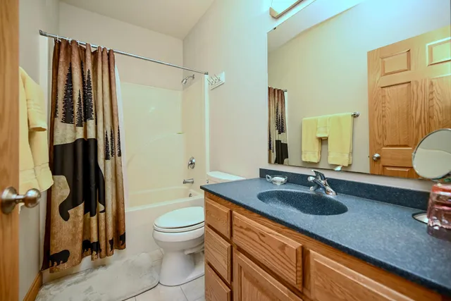 $1,018,000 | 24242 Pfeiffer Hill Road, Winona, MN 55987