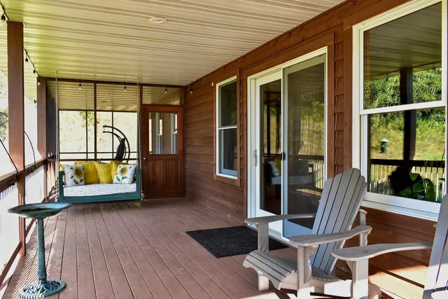 $1,018,000 | 24242 Pfeiffer Hill Road, Winona, MN 55987