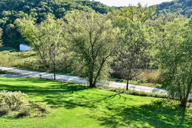 $1,018,000 | 24242 Pfeiffer Hill Road, Winona, MN 55987