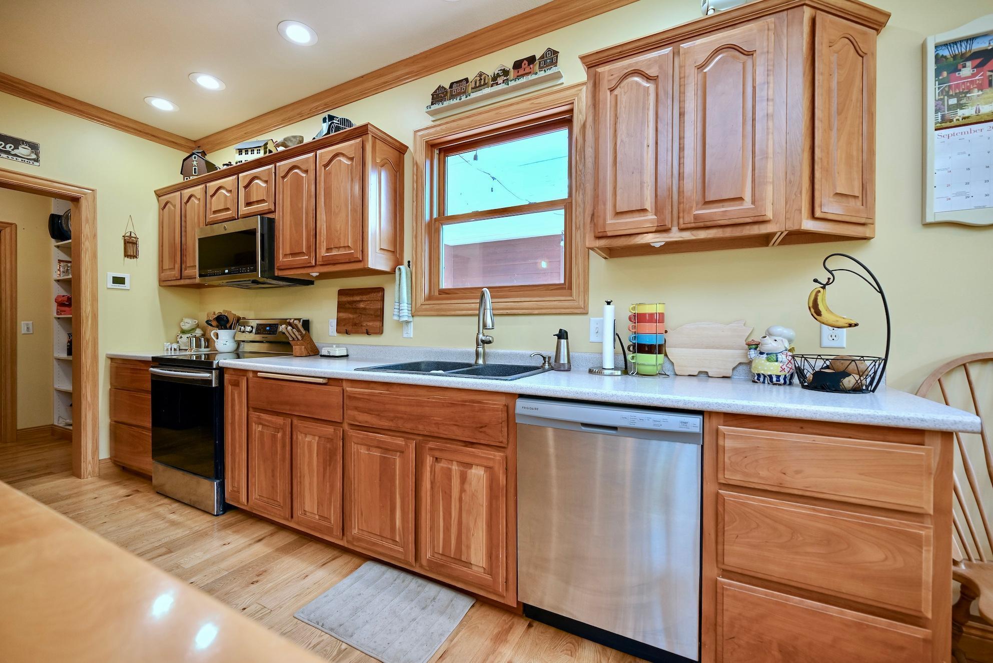 24242 Pfeiffer Hill Road Winona, MN 55987 - Photo 7 of 70