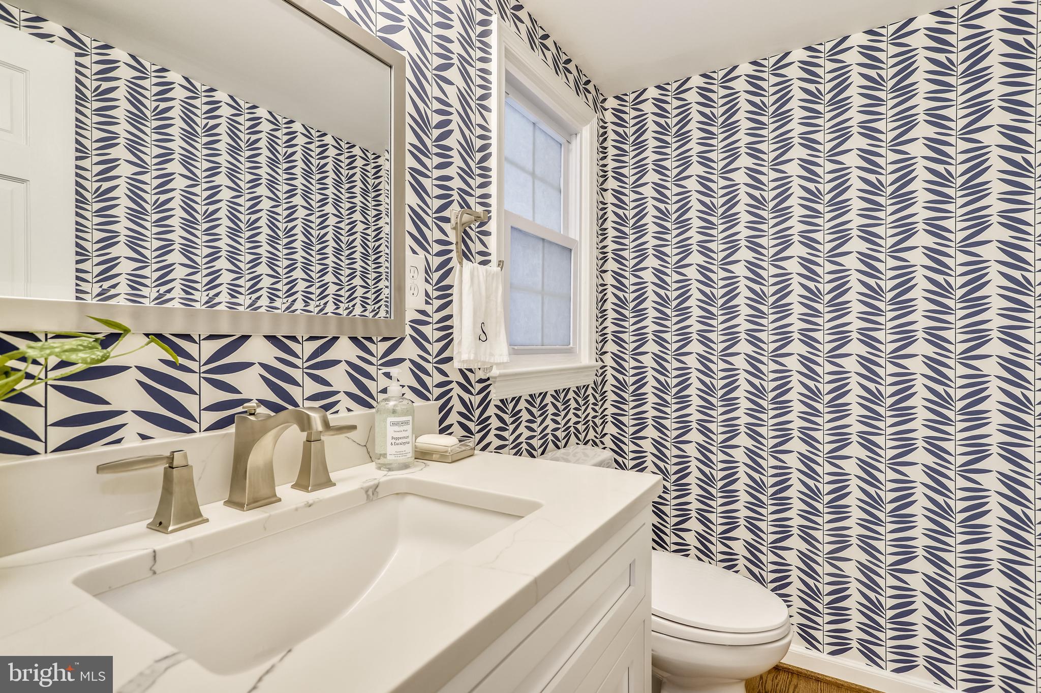 1721 Stonebridge Road Alexandria, VA 22304 - Photo 24 of 62 Main level powder room