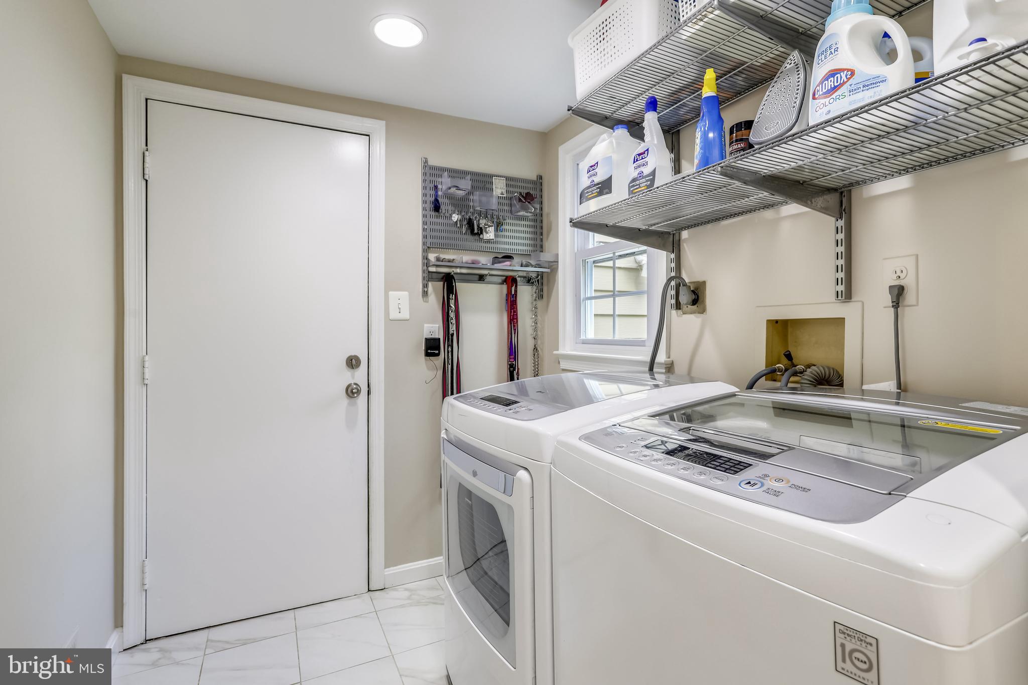 1721 Stonebridge Road Alexandria, VA 22304 - Photo 25 of 62 Main level laundry / mud room at garage entry