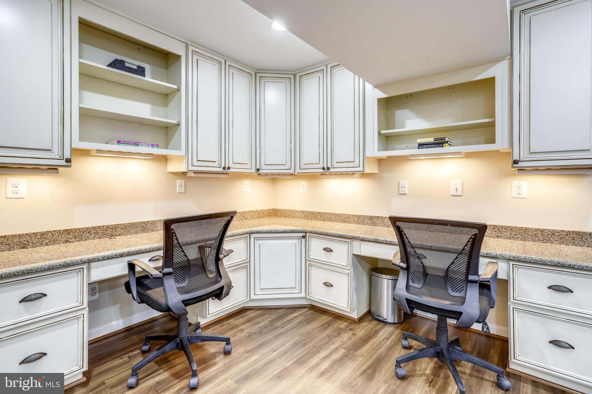 1721 Stonebridge Road Alexandria, VA 22304 - Photo 43 of 62 Lower level work / study stations