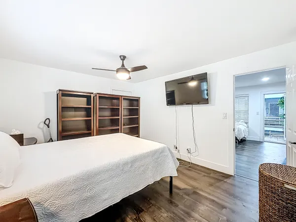 $2,600 | 305 Southeast 11th Avenue, Unit D, Pompano Beach, FL 33060