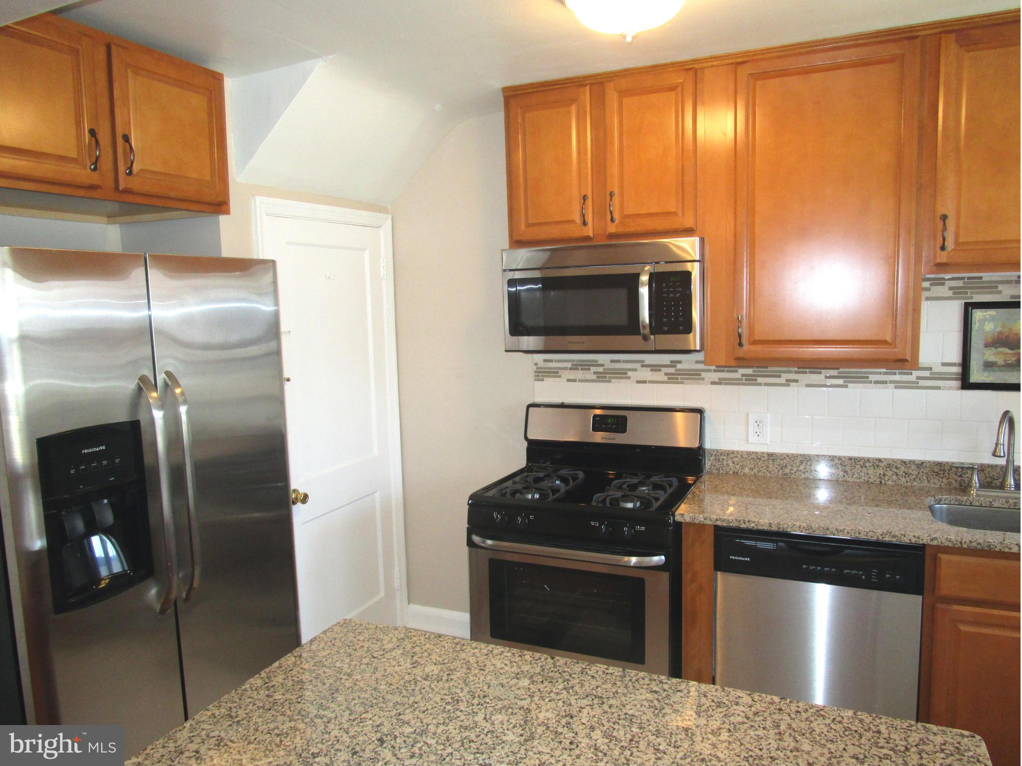 2137 Vailthorn Road Middle River, MD 21220 - Photo 4 of 18 Kitchen