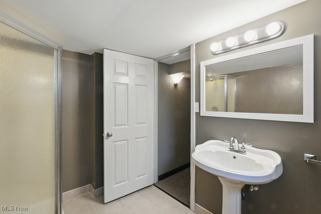 3314 Yorkshire Road Cleveland, OH 44118 - Photo 34 of 41 Gallery Image 34