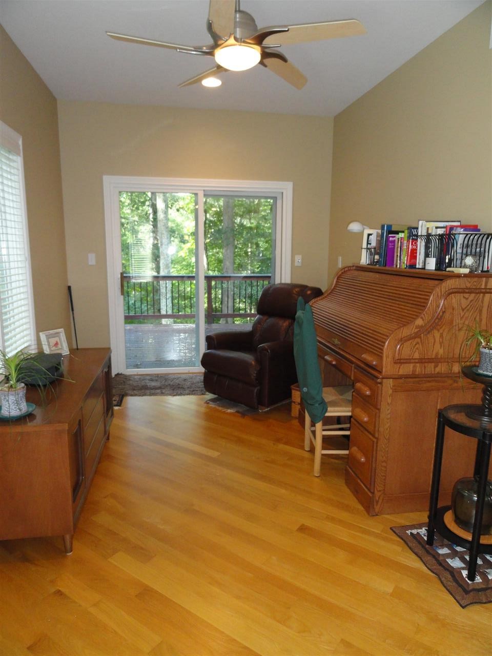 2796 Pointe Cove Road Bloomington, IN 47401 - Photo 15 of 36 Gallery Image 15