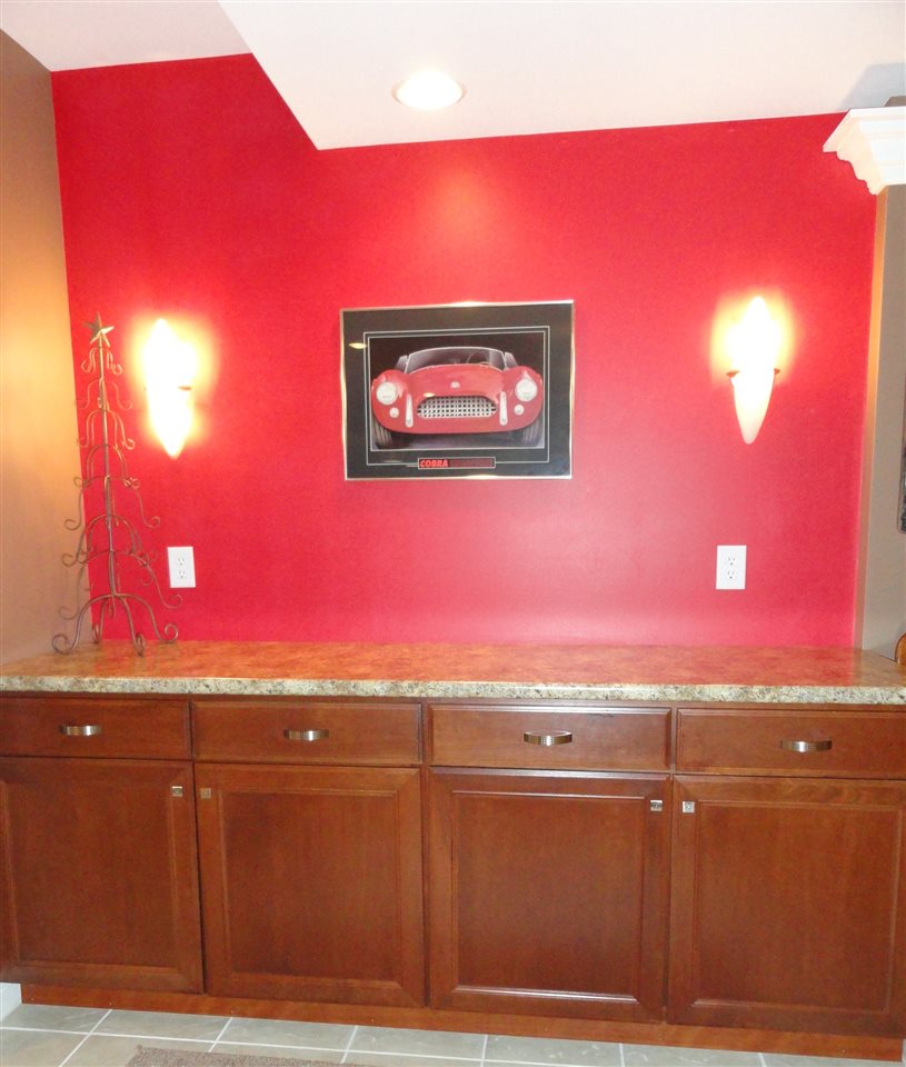 2796 Pointe Cove Road Bloomington, IN 47401 - Photo 23 of 36 Gallery Image 23