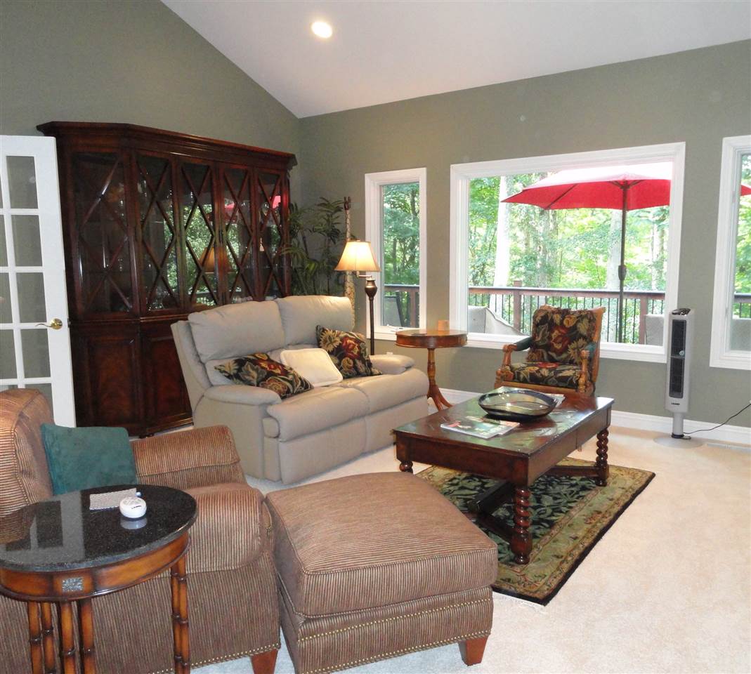 2796 Pointe Cove Road Bloomington, IN 47401 - Photo 8 of 36 Gallery Image 8