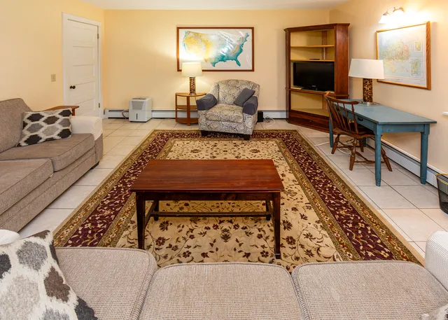 $750,000 | 5 Pond Field Lane, Mount Desert, ME 04660