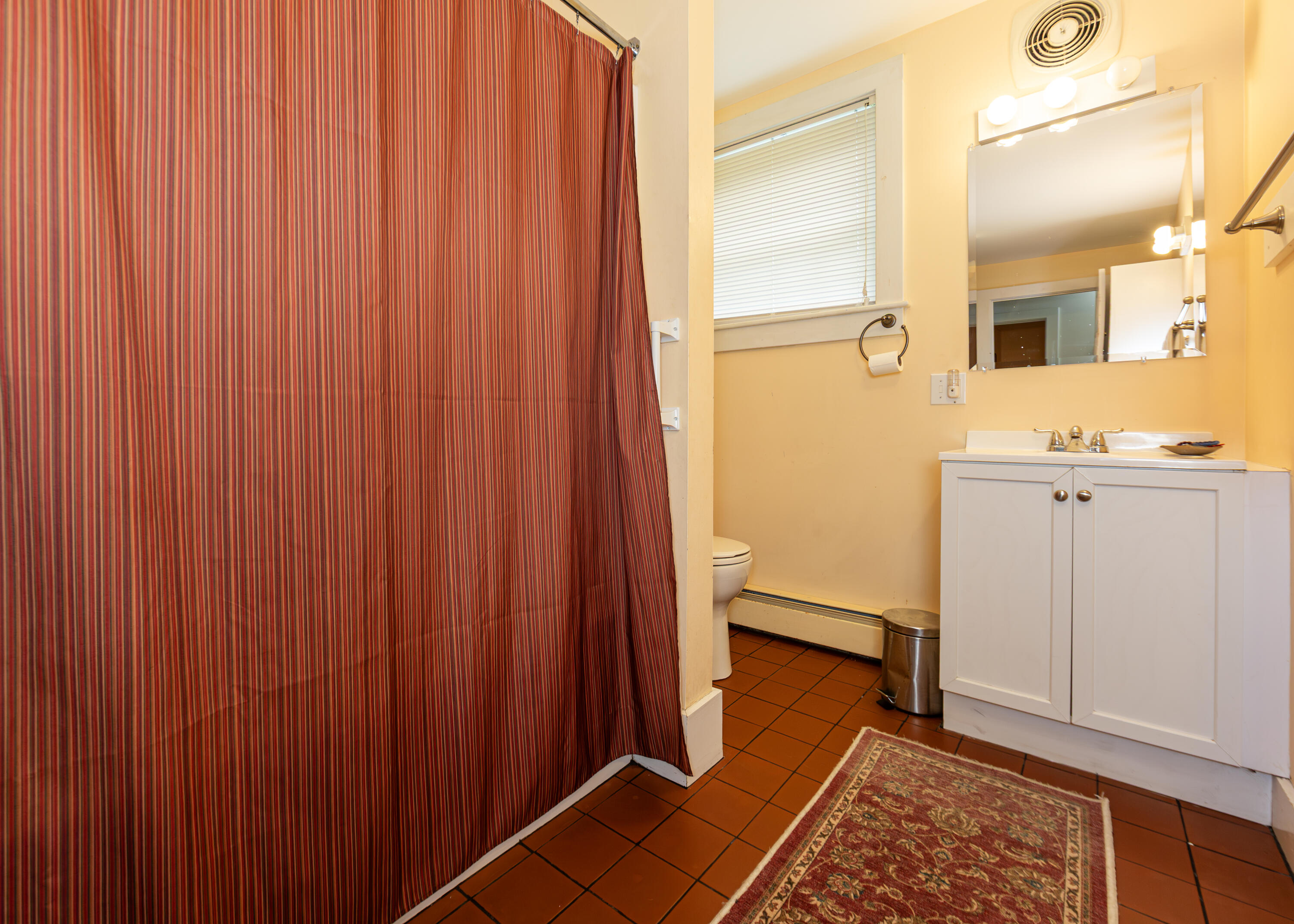 5 Pond Field Lane Mount Desert, ME 04660 - Photo 37 of 52 Apartment Bath