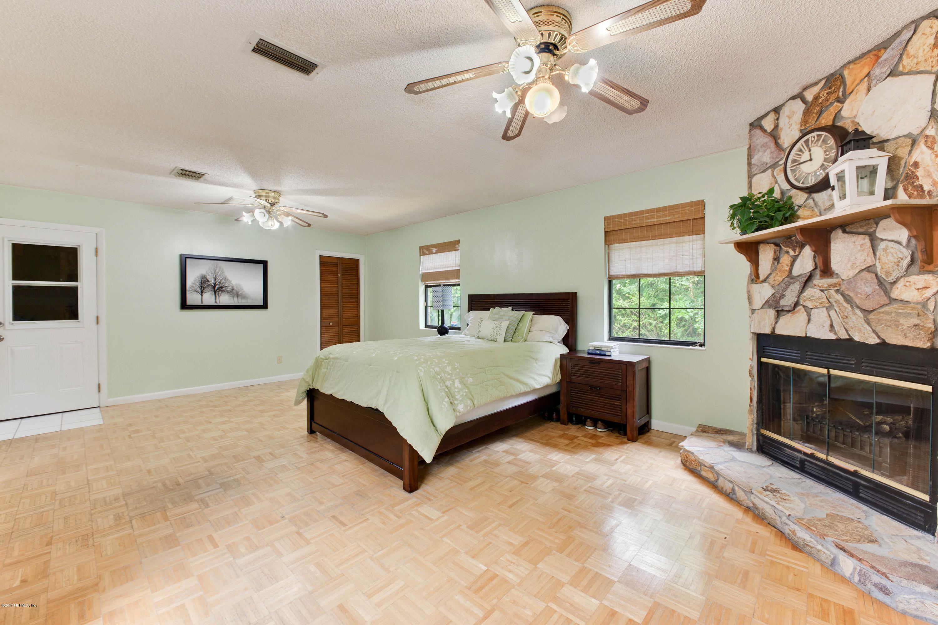 2113 Mills Road Jacksonville, FL 32216 - Photo 14 of 20 l