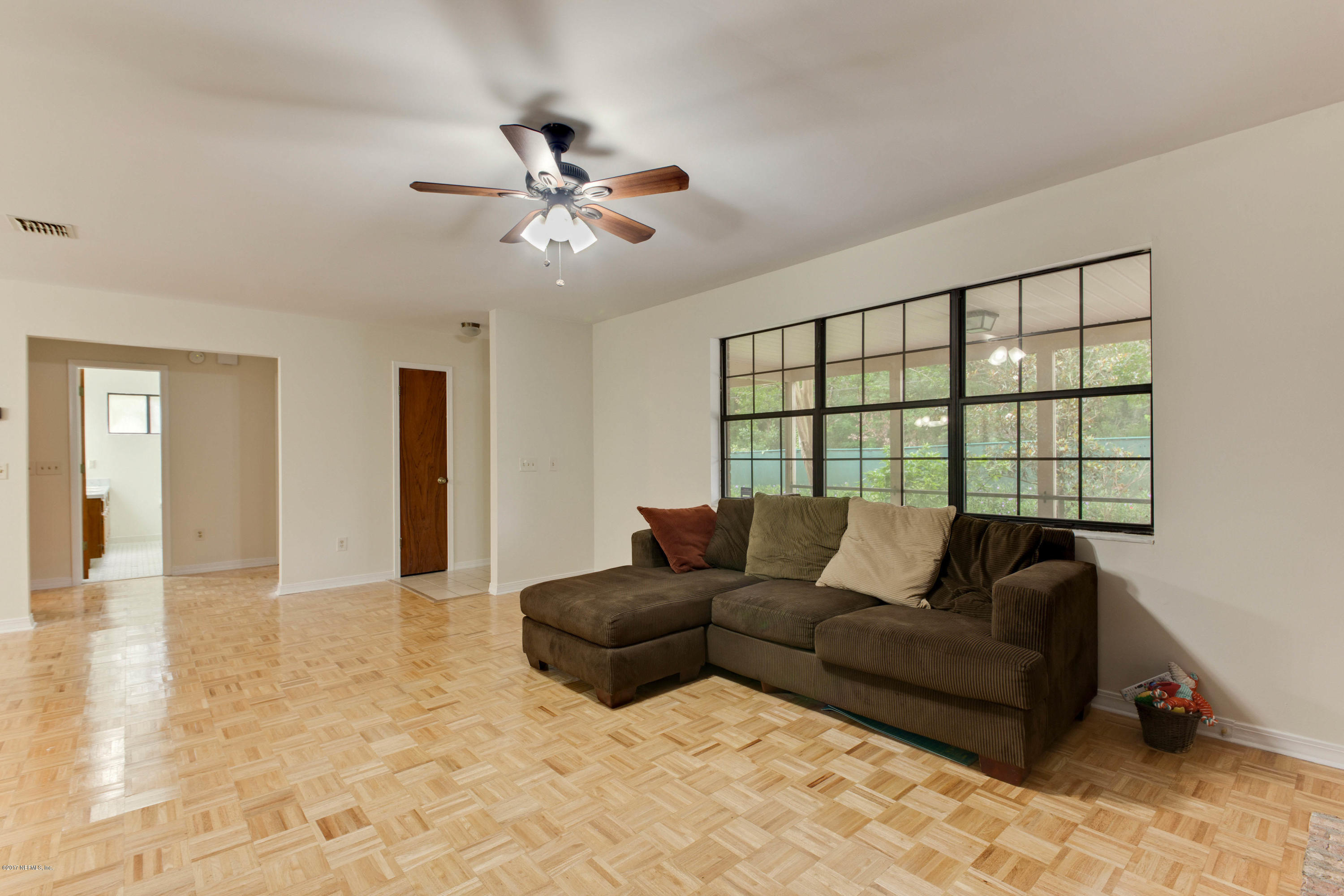 2113 Mills Road Jacksonville, FL 32216 - Photo 4 of 20 c1