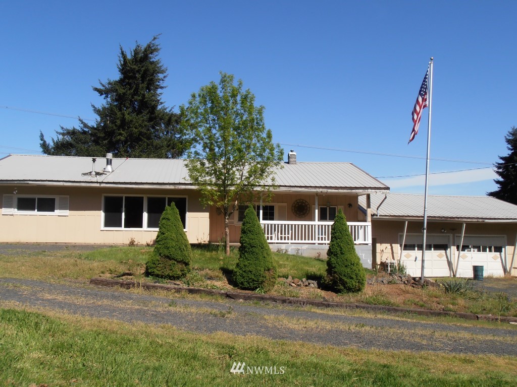 218 Hemenway Road Winlock, WA 98596 - Photo 1 of 23