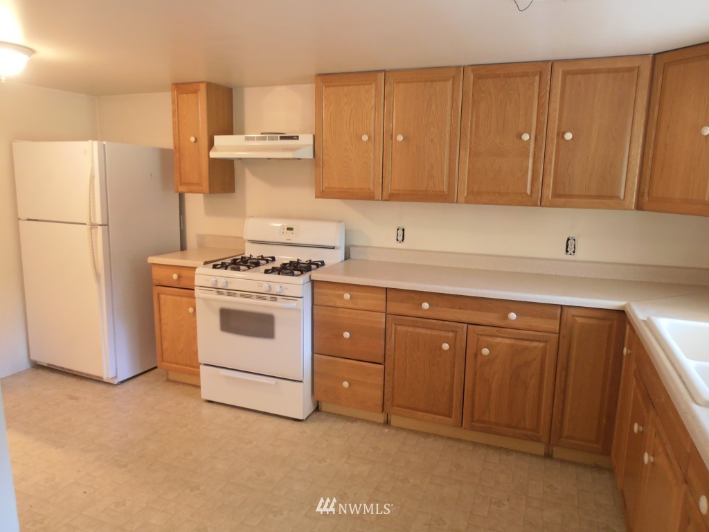 218 Hemenway Road Winlock, WA 98596 - Photo 17 of 23