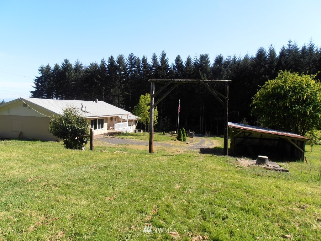 218 Hemenway Road Winlock, WA 98596 - Photo 8 of 23