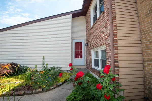 $2,150 | 8324 Willow Run, Fogelsville, PA 18051