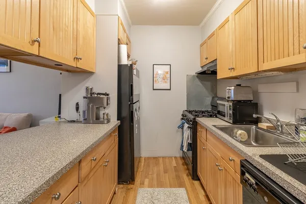 $3,700 | 828 Huntington Avenue, Unit 2, Boston, MA 02115