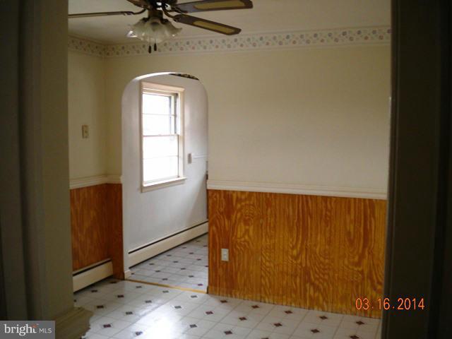 11824 Patrick Road Hagerstown, MD 21742 - Photo 8 of 10 Interior (General)