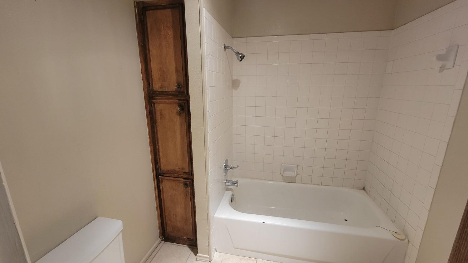 1107 80th Street, Unit B Lubbock, TX 79423 - Photo 7 of 12