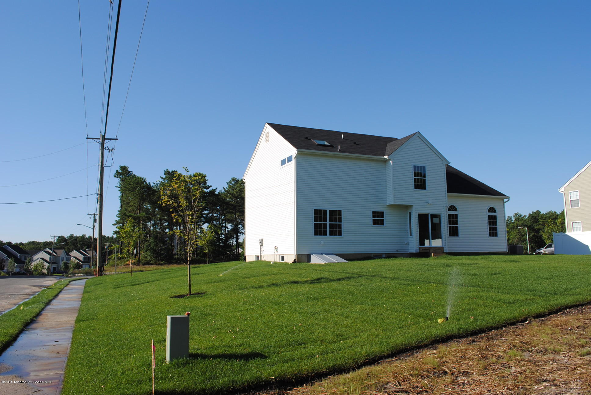 21 Bobstay Road Barnegat, NJ 08005 - Photo 4 of 17 a house view with a garden space