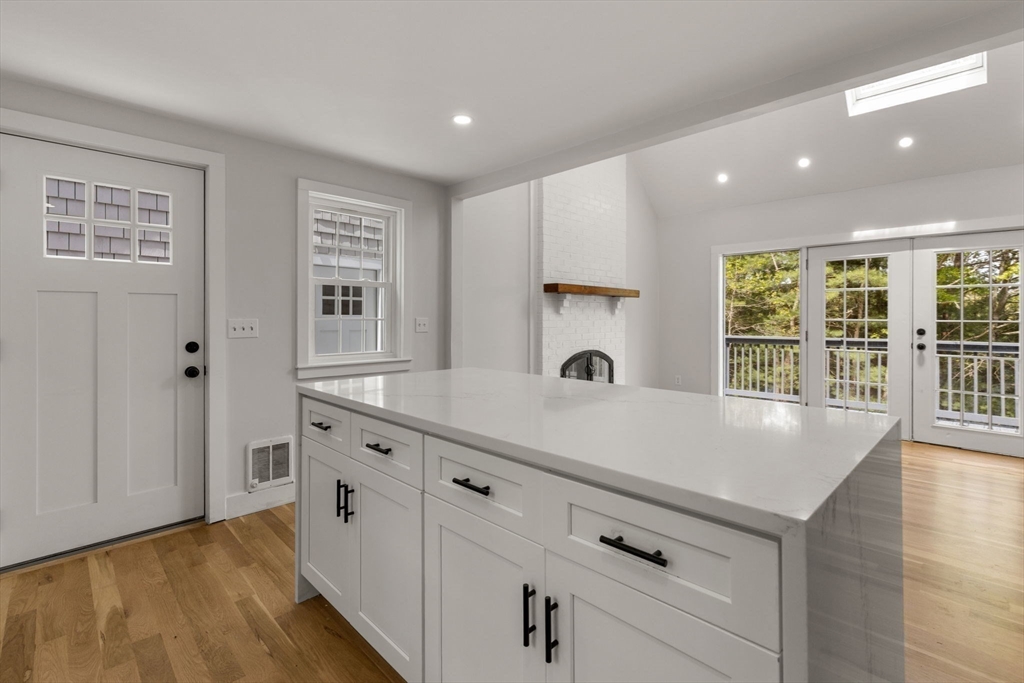 81 Sam Turner Road Falmouth, MA 02536 - Photo 16 of 40 Gallery Image 16