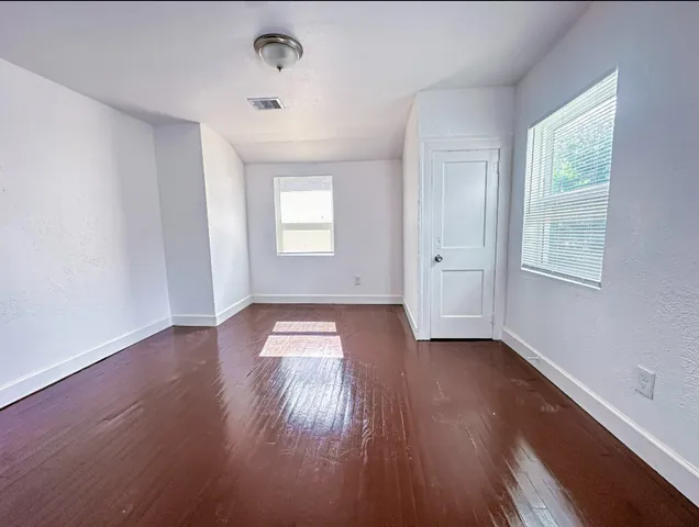 $1,450 | 2555 Pierce Street, Beaumont, TX 77703