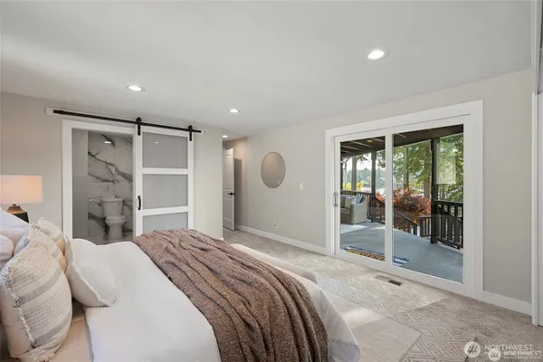 $2,490,000 | 2804 179th Avenue East, Lake Tapps, WA 98391