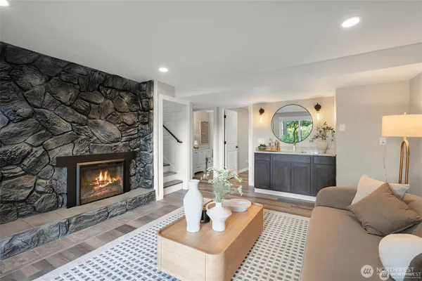 $2,490,000 | 2804 179th Avenue East, Lake Tapps, WA 98391