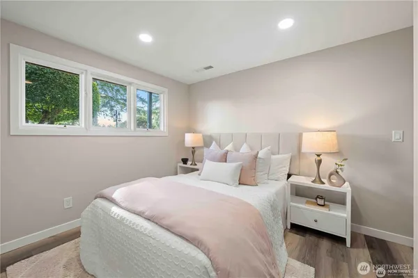 $2,490,000 | 2804 179th Avenue East, Lake Tapps, WA 98391