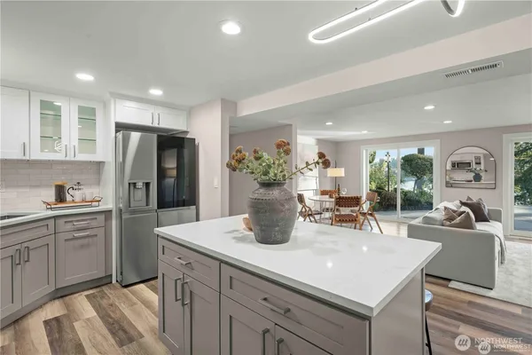 $2,490,000 | 2804 179th Avenue East, Lake Tapps, WA 98391