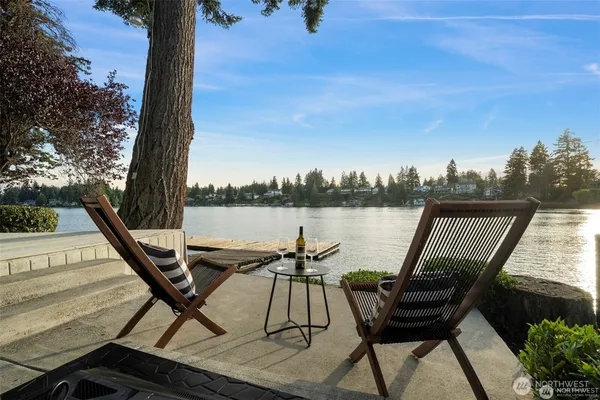 $2,490,000 | 2804 179th Avenue East, Lake Tapps, WA 98391